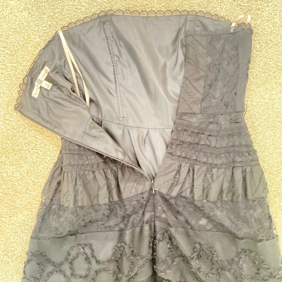 Robin Jordan black lace strapless dress with lined full skirt back zip size 2 - Picture 9 of 12